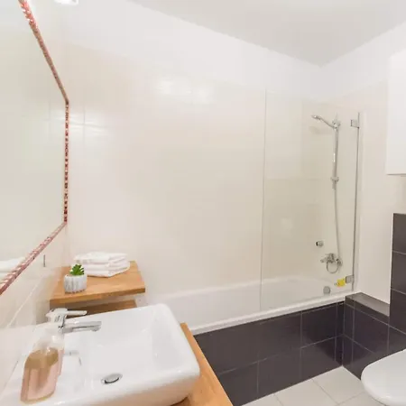 Ann 4 Oceany Apartment *