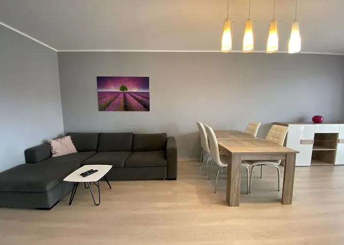 Ann 4 Oceany アパート